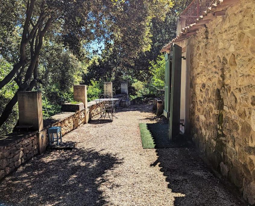 Sous Les Chenes Βίλα Peypin-d'Aigues Εξωτερικό φωτογραφία